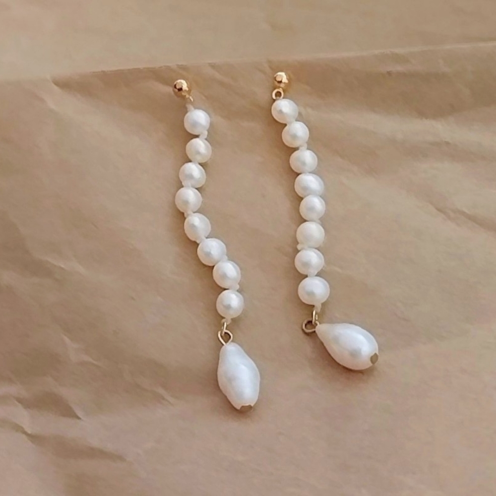 Anthropologie Freshwater Pearl Drop Dangle Earrings